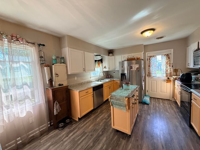 45 MERCER CIR, Grottoes, VA 24441