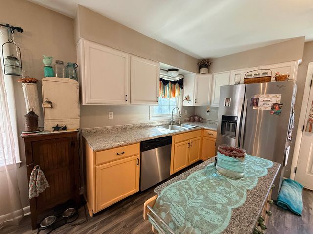 45 MERCER CIR, Grottoes, VA 24441