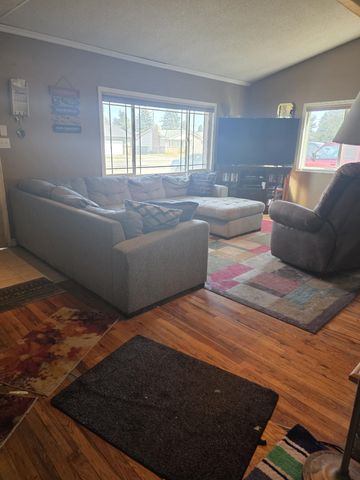 11802 E 16th Ave, Spokane Valley, WA 99206
