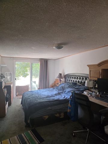11802 E 16th Ave, Spokane Valley, WA 99206