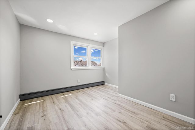 28 Candle Lane, Levittown, NY 11756