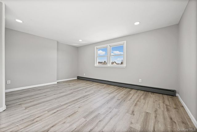 28 Candle Lane, Levittown, NY 11756