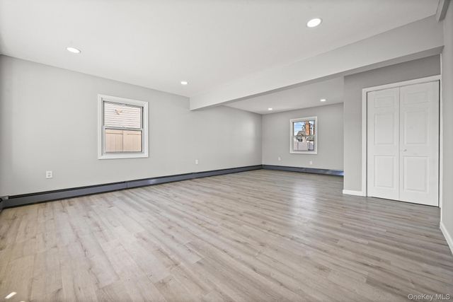 28 Candle Lane, Levittown, NY 11756