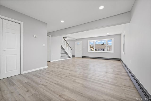 28 Candle Lane, Levittown, NY 11756