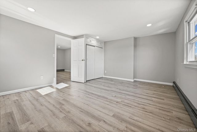 28 Candle Lane, Levittown, NY 11756