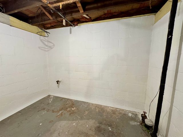 1812 Allegan Street, Saginaw, MI 48602