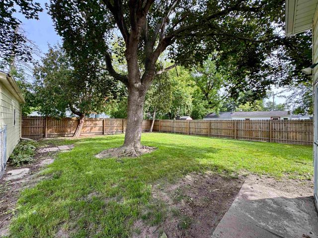 1812 Allegan Street, Saginaw, MI 48602