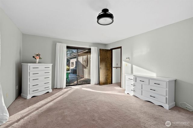 1655 Wheaton Street, Raymond, WA 98577