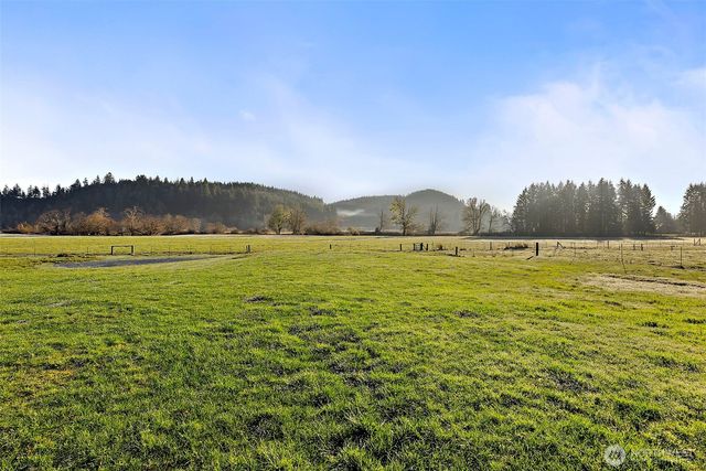 1655 Wheaton Street, Raymond, WA 98577