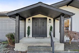 1655 Wheaton Street, Raymond, WA 98577