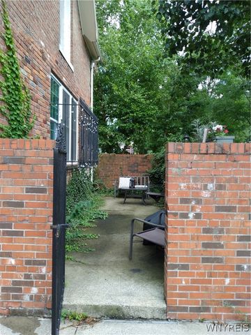12 Park Street, Buffalo, NY 14201