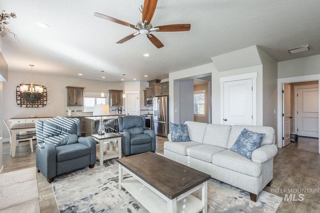 11065 White River St, Caldwell, ID 83605