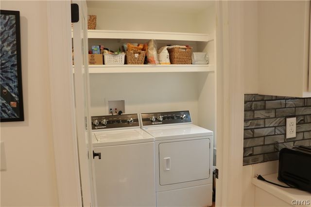 100 Gifford Parkway, Syracuse, NY 13214