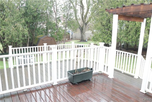 100 Gifford Parkway, Syracuse, NY 13214