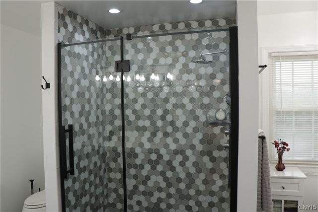 100 Gifford Parkway, Syracuse, NY 13214