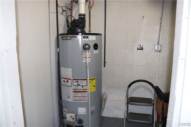 100 Gifford Parkway, Syracuse, NY 13214