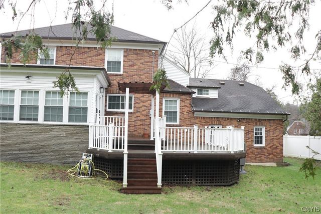 100 Gifford Parkway, Syracuse, NY 13214