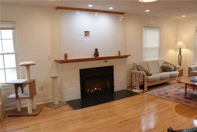 100 Gifford Parkway, Syracuse, NY 13214