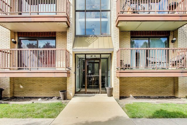 2416 W Foster Avenue 2S, Chicago, IL 60625
