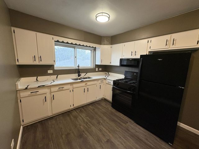 3117 S Laramie Avenue 3N, Cicero, IL 60804