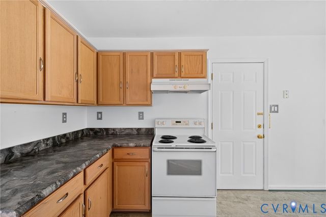 6125 Waterman Pl, Chesterfield, VA 23832