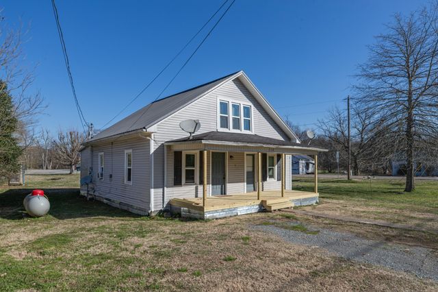 210 Water St, Petersburg, TN 37144