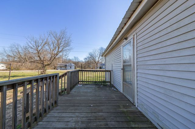 210 Water St, Petersburg, TN 37144