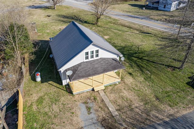 210 Water St, Petersburg, TN 37144