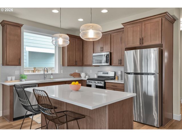 14625 OREGON IRIS Way, Oregon City, OR 97045