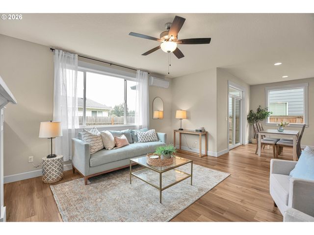 14625 OREGON IRIS Way, Oregon City, OR 97045