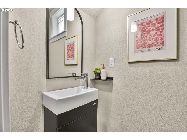 14625 OREGON IRIS Way, Oregon City, OR 97045