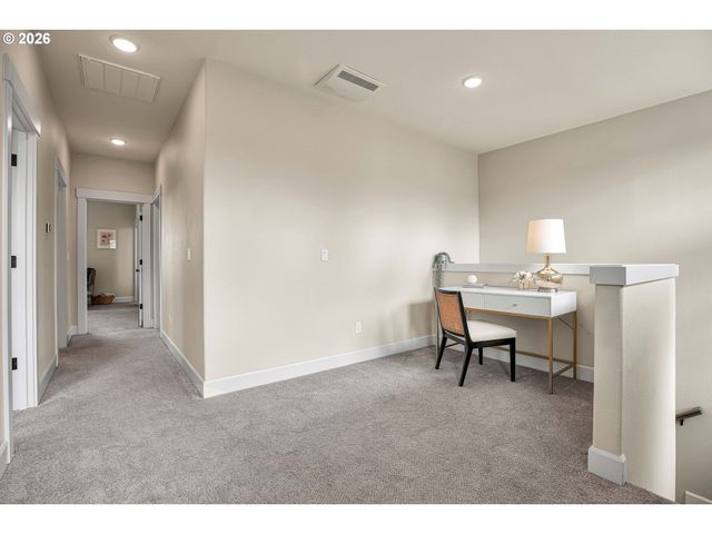 14625 OREGON IRIS Way, Oregon City, OR 97045