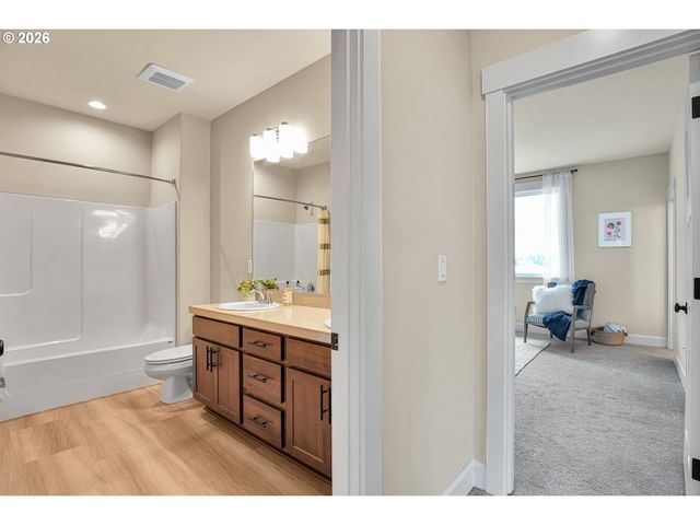 14625 OREGON IRIS Way, Oregon City, OR 97045