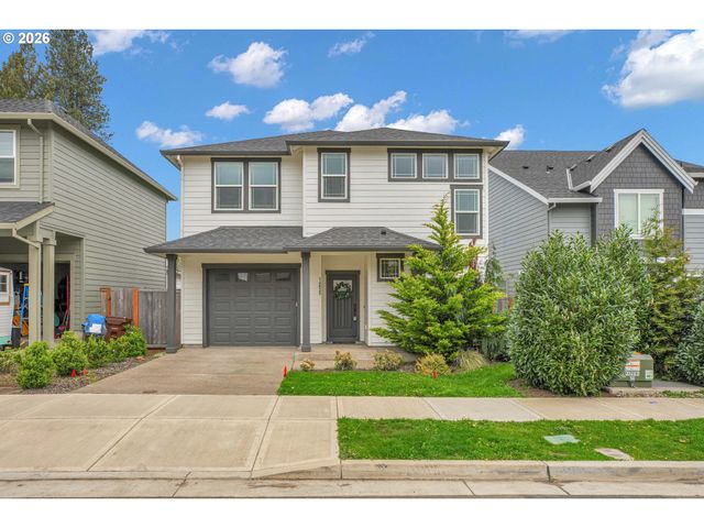 14625 OREGON IRIS Way, Oregon City, OR 97045