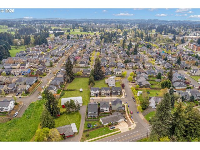 14625 OREGON IRIS Way, Oregon City, OR 97045