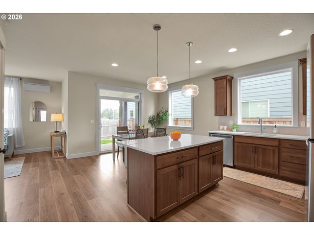 14625 OREGON IRIS Way, Oregon City, OR 97045