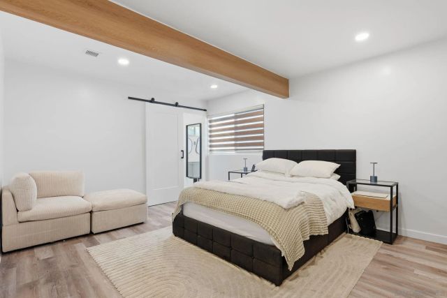 7742 Shorewood Dr, San Diego, CA 92114