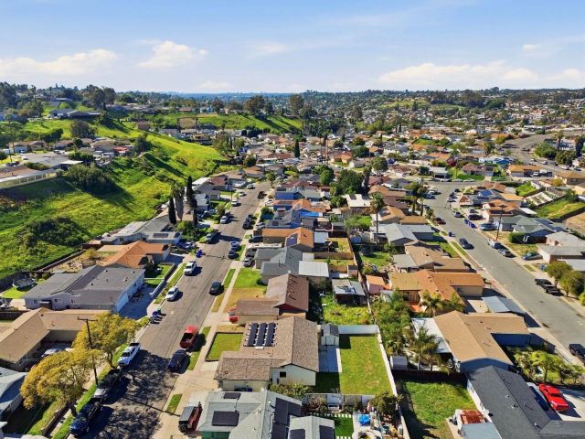 7742 Shorewood Dr, San Diego, CA 92114