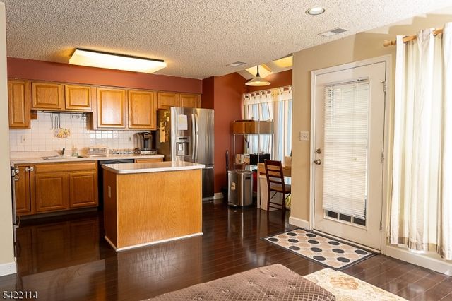 12 Diaz Ct 12, Franklin Twp., NJ 08823