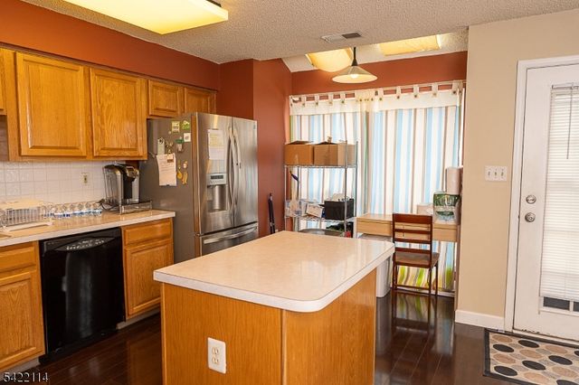 12 Diaz Ct 12, Franklin Twp., NJ 08823