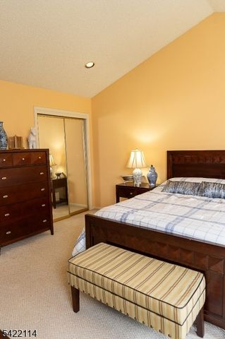 12 Diaz Ct 12, Franklin Twp., NJ 08823
