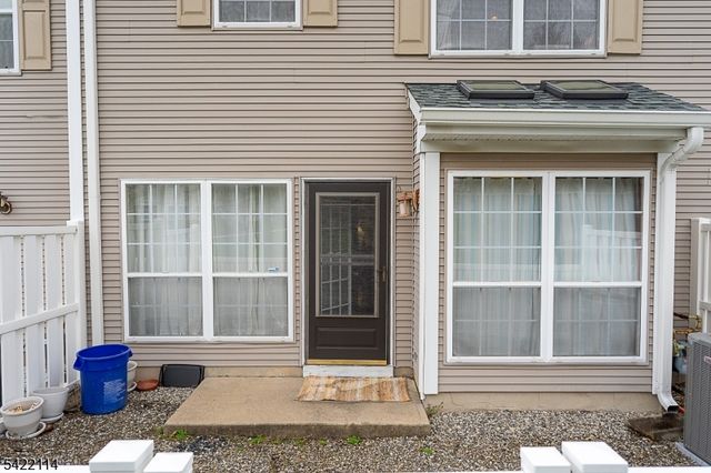 12 Diaz Ct 12, Franklin Twp., NJ 08823