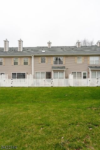 12 Diaz Ct 12, Franklin Twp., NJ 08823
