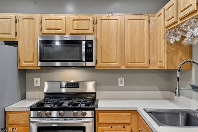 231 Vasser Dr, Piscataway Twp., NJ 08854