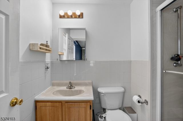 231 Vasser Dr, Piscataway Twp., NJ 08854