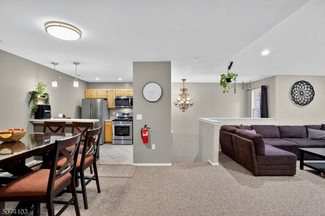 231 Vasser Dr, Piscataway Twp., NJ 08854