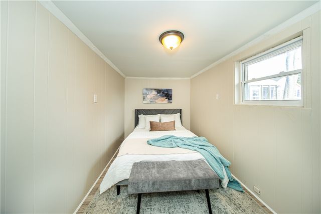 46 E Andrew Comstock Road, Warwick, RI 02886