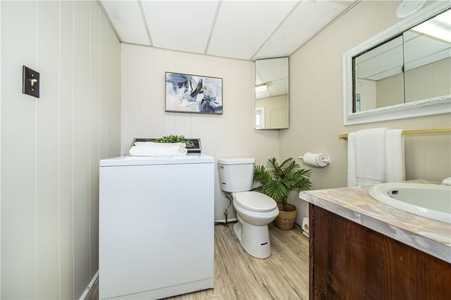 46 E Andrew Comstock Road, Warwick, RI 02886