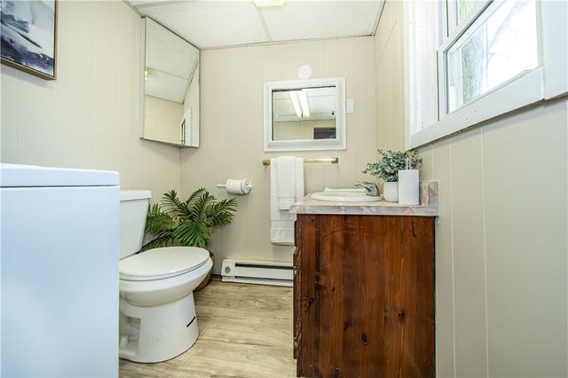 46 E Andrew Comstock Road, Warwick, RI 02886