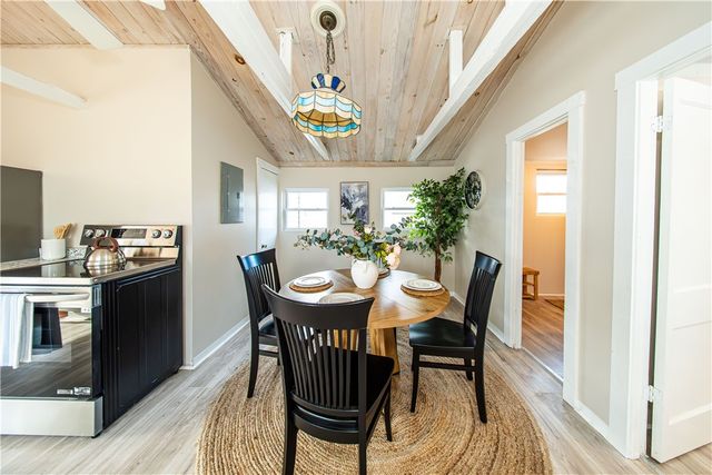 46 E Andrew Comstock Road, Warwick, RI 02886